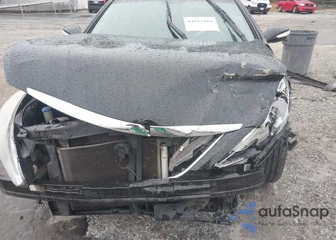 2014 Hyundai Sonata Limited 2.0T z USA, uszkodzony, nr VIN 5NPEC4AB4EH948335